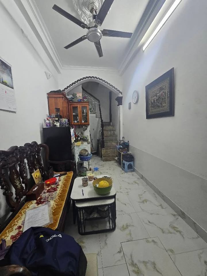 Nhà riêng Khâm Thiên 22m² giá 5.5 tỷ - Kinh doanh nhỏ, ô tô vào tận nhà!