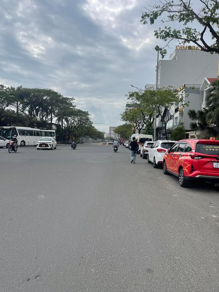 FrontHouse Đường Võ Nguyên Giáp 80m² giá 7 tỷ - Cơ hội đầu tư tuyệt vời gần biển!