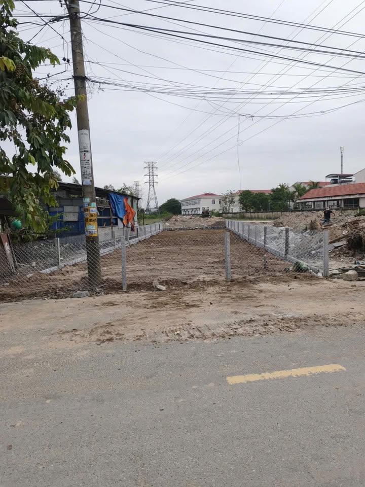 Đất nền liền kề đường Văn Tiến Dũng, quận Cẩm Lệ, 100m² giá 2.35 tỷ - Cơ hội đầu tư hấp dẫn!