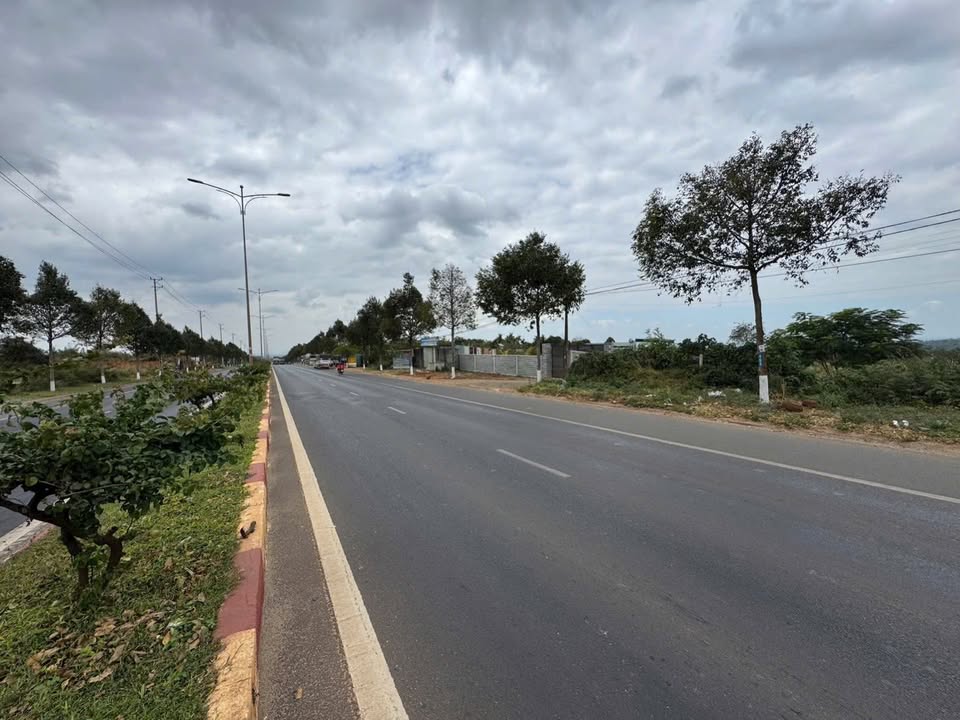 Đất mặt tiền đường 10/3, Buôn Ma Thuột 2250m² giá 9.8 tỷ - Cơ hội đầu tư hấp dẫn!