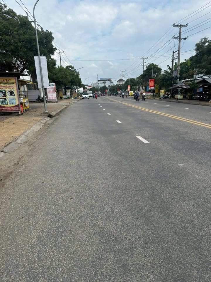 Đất mặt tiền Tỉnh lộ 943, Long Xuyên 127m² giá 5.08 tỷ - Cơ hội đầu tư tuyệt vời!