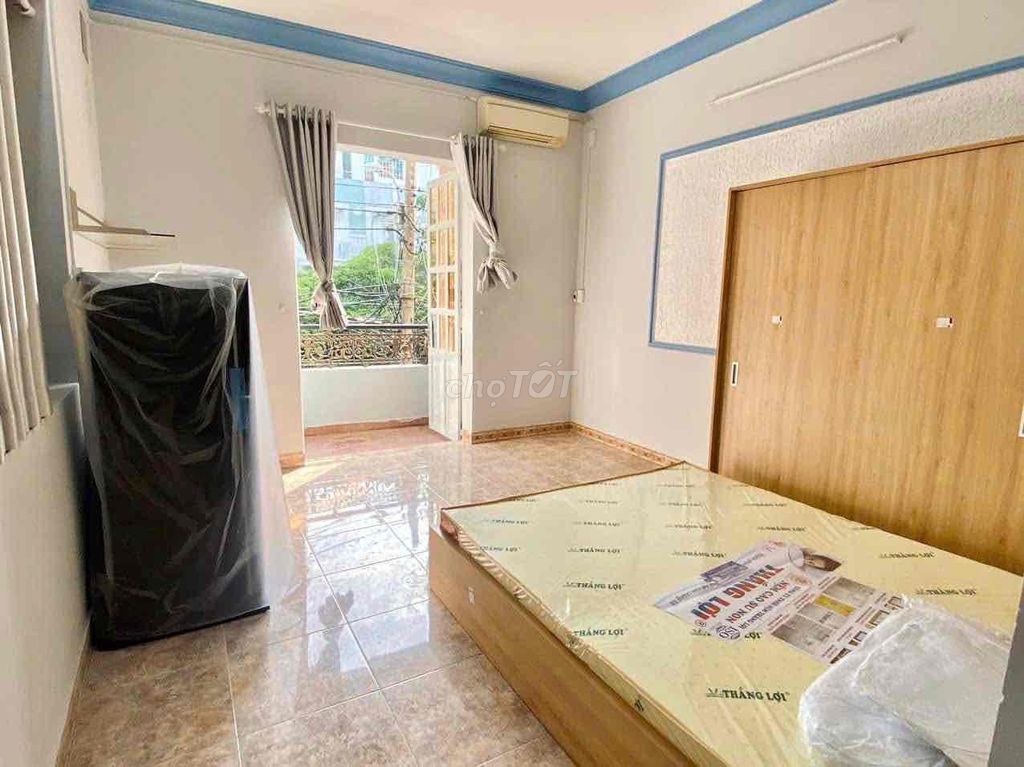Studio ban công Võ Liêm Sơn Q8 30m² giá 5.2 triệu - Tiện nghi đầy đủ, ánh sáng tự nhiên