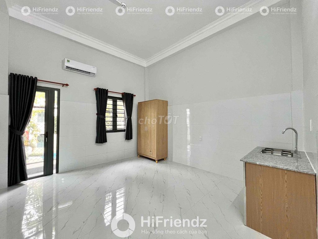 Căn hộ dịch vụ Studio ban công mới xây 35m² giá 4.6 triệu - Nội thất đầy đủ