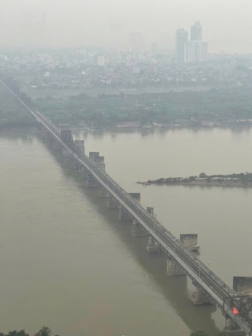 Penthouse 2 tầng Long Biên 330m² giá 31 tỷ - View sông hồ thoáng đãng