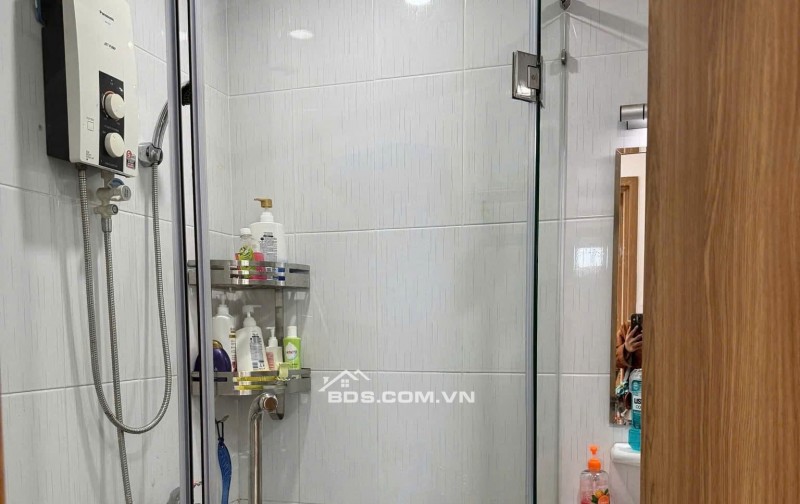 Căn hộ Nguyễn Phúc Nguyên, Quận 3, 100m² giá 15 triệu - View đẹp, thoáng mát!