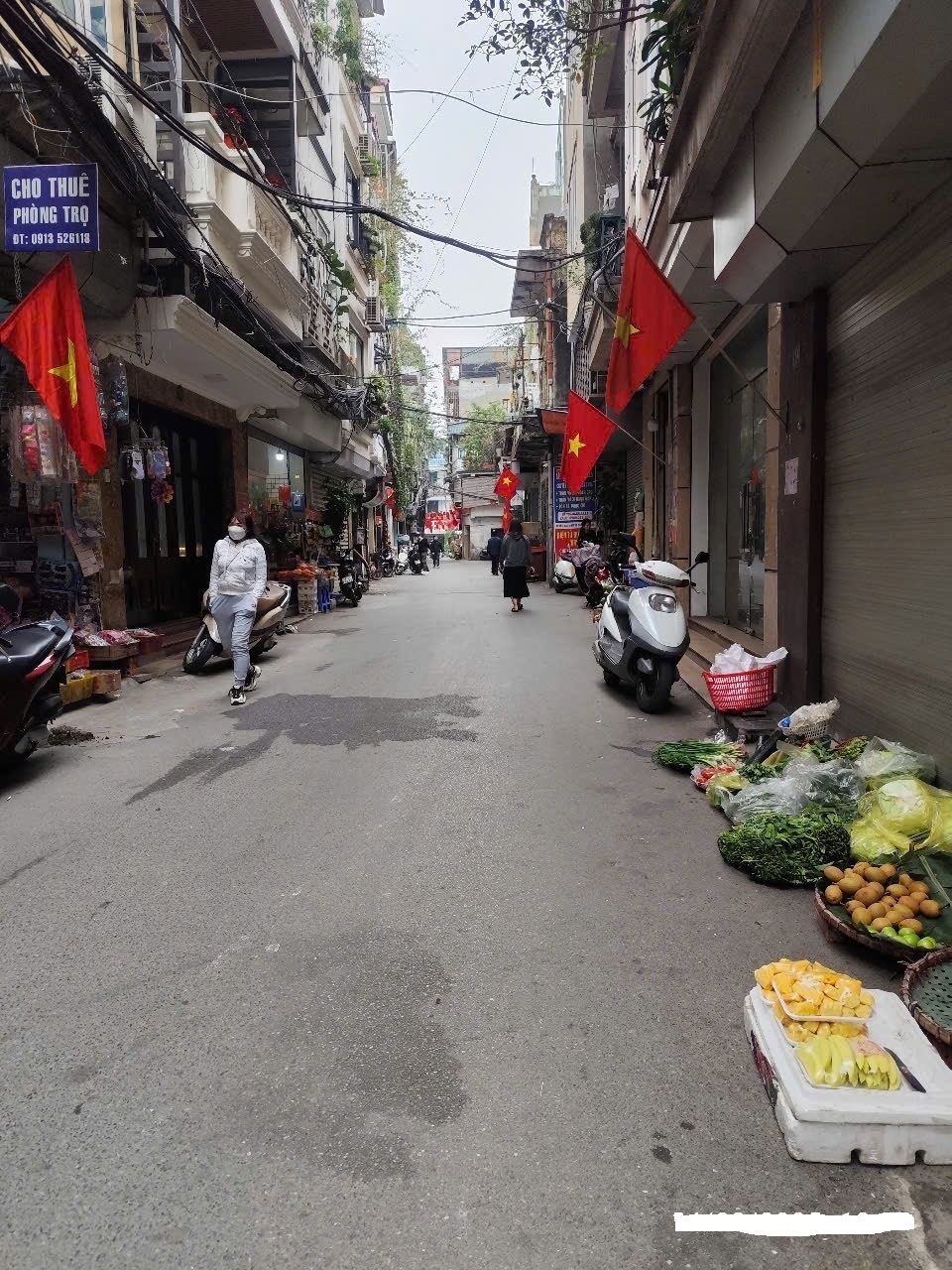 Nhà mặt ngõ Thổ Quan, Đống Đa 35m² giá 9.5 tỷ - Kinh doanh sầm uất!