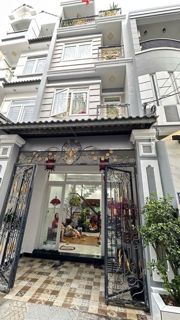 Nhà 4 tầng Phú Thuận 55m² giá 7.29 tỷ - Vị trí đắc địa tiềm năng tăng giá!