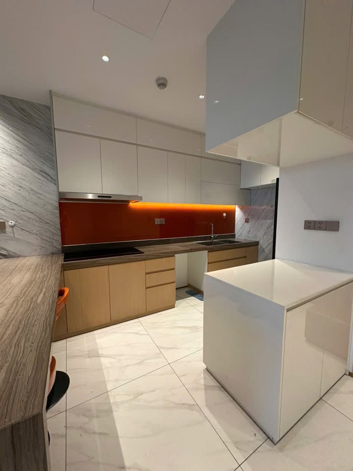 Căn hộ Sunwah Pearl Bình Thạnh 101m² giá 14.5 tỷ - Đón Tết ngay!