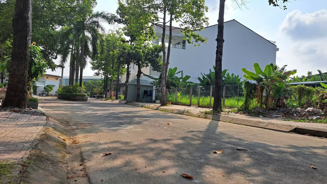 Đất Bưng Ông Thoàn, Phường Long Trường, 100m² - Vị trí đẹp, giá thỏa thuận!
