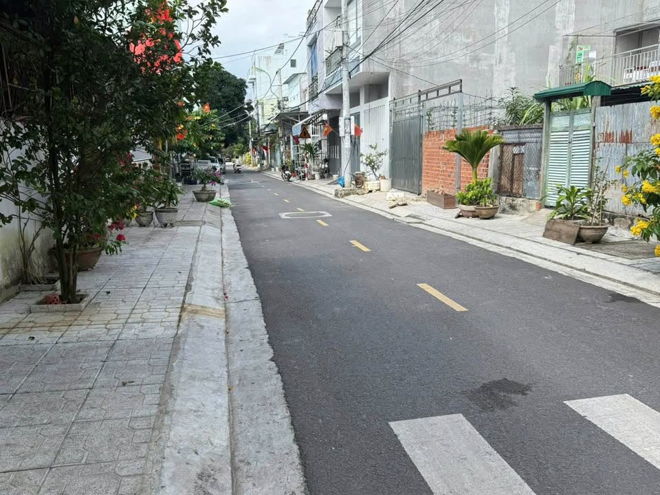 FrontHouse mặt tiền đường Nhựa Vĩnh Hòa 133m² giá 4.9 tỷ - Sổ đỏ chính chủ ngay!