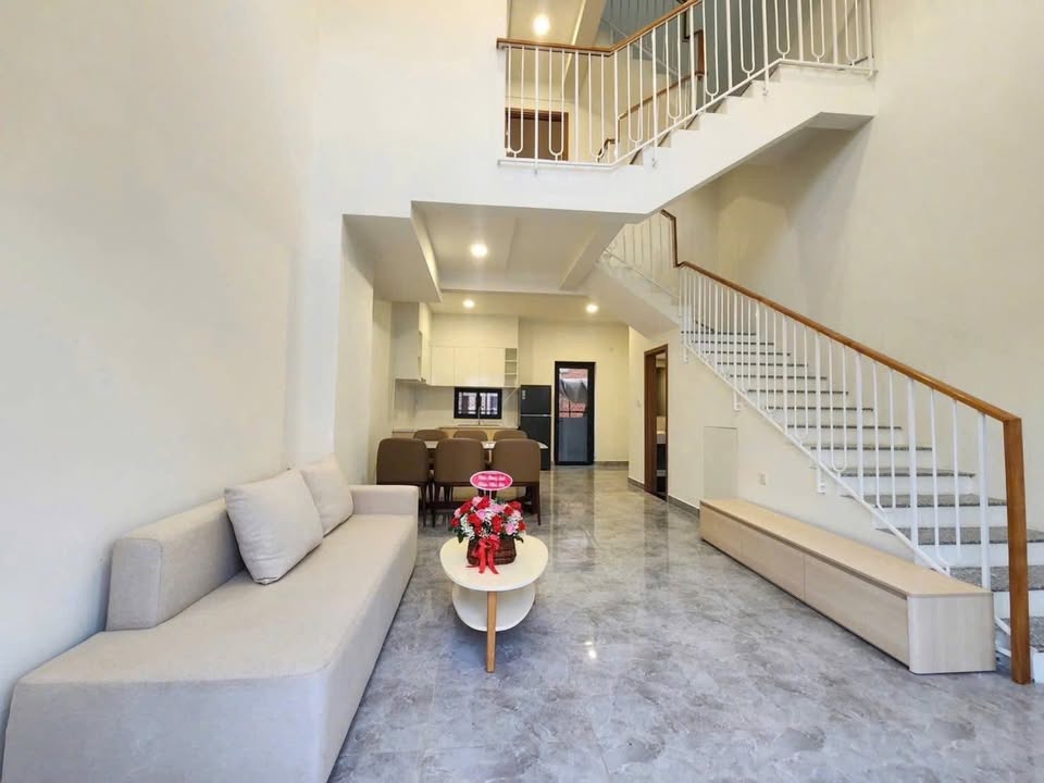 Nhà nguyên căn 1 trệt 1 lửng 1 lầu tại Phường Hòa Lợi - Giá chỉ 10 triệu/tháng