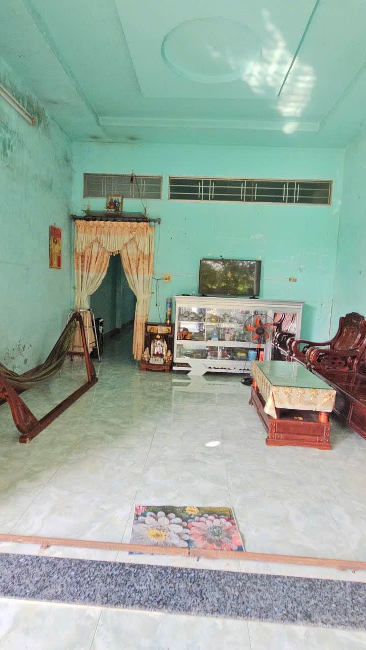 Nhà cấp 4 Lý Văn Lâm, Cà Mau 250m² giá 890 triệu - Cần bán gấp!