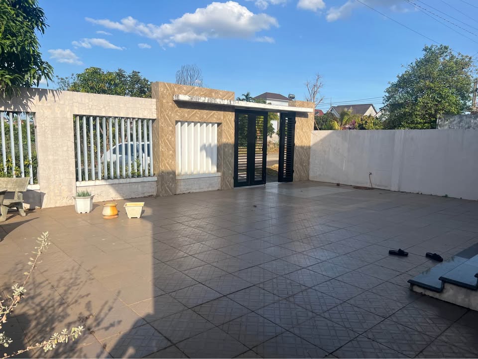 Nhà đẹp tại tđc Sùng Đức, 276m² giá 4.8 tỷ - Full nội thất hiện đại!