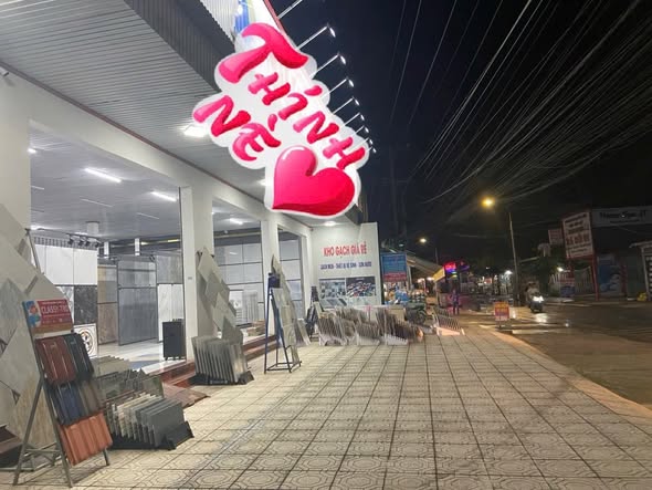 Bán Showroom Nội Thất Trảng Bom 1116m² giá 13.8 tỷ - Đầu tư sinh lời ổn định!