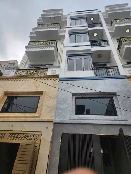 Nhà 4 tầng thang máy Lương Thế Vinh, Tân Phú 67m² giá chỉ 8.8 tỷ - Sẵn sàng vào ở ngay!