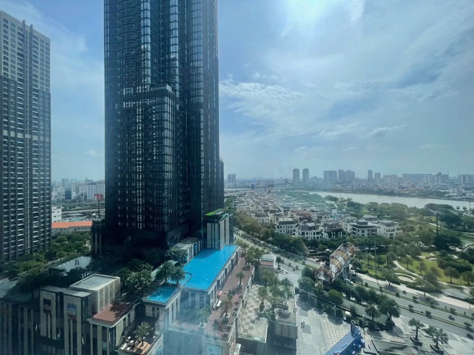 Căn hộ 3PN Vinhomes Central Park 98m² giá 17.8 tỷ - View Landmark 81 tuyệt đẹp!