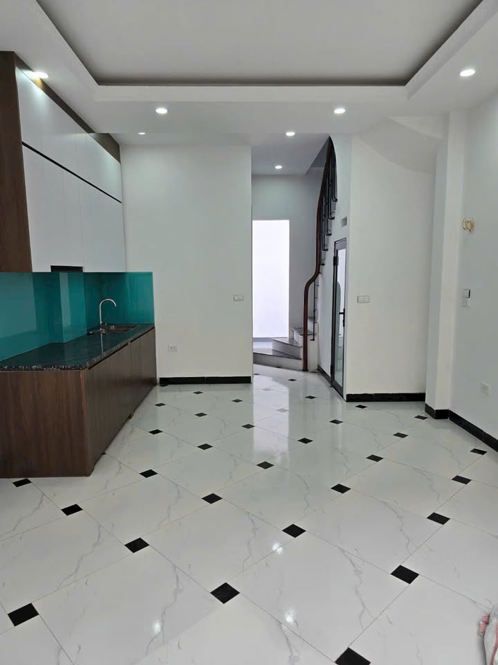 Nhà 6 tầng đường Vũ Lăng, 45m², giá 7 tỷ - Thiết kế đẹp, ô tô đỗ cửa!