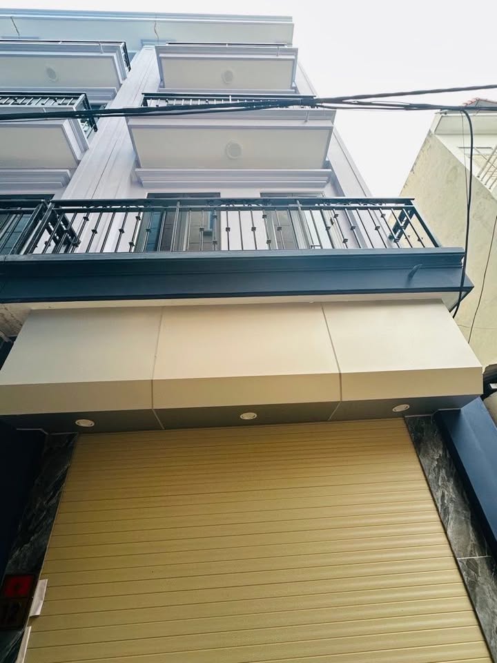 Nhà đẹp 4 tầng Đan Phượng 43m² giá 5 tỷ - Ô tô đỗ trước cổng!