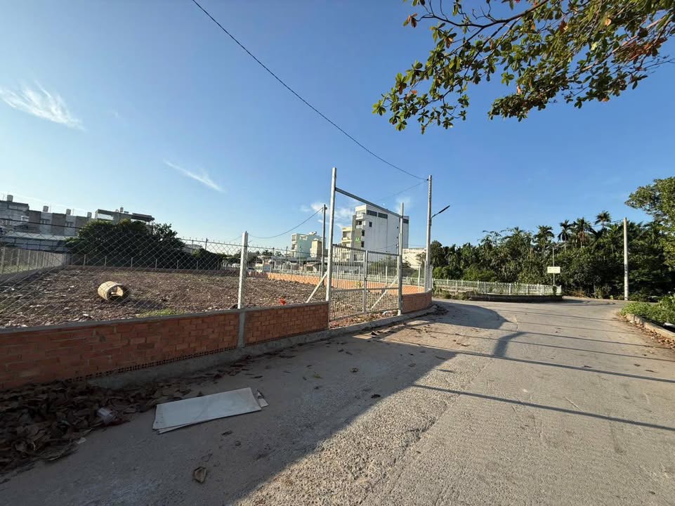 Đất góc 2 mặt tiền sông An Phú Đông 230m² giá 8.5 tỷ - Cơ hội đầu tư tuyệt vời!