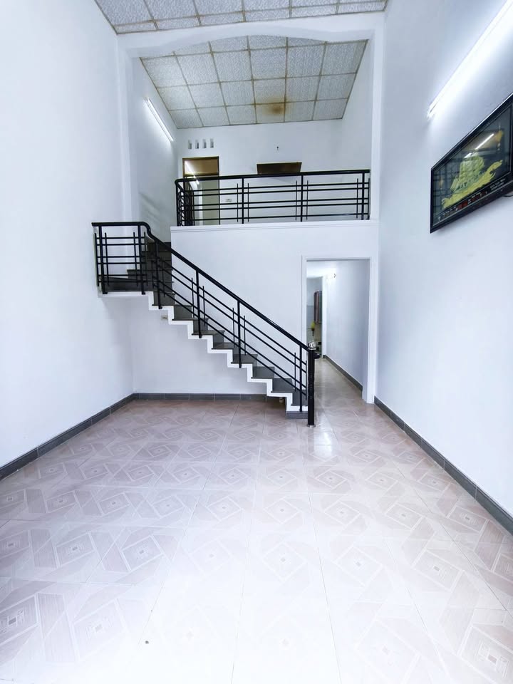 Nhà mặt tiền Đường Ghềnh Ráng, Quy Nhơn 40m² giá 3 tỷ - Kinh doanh sinh lời ngay!