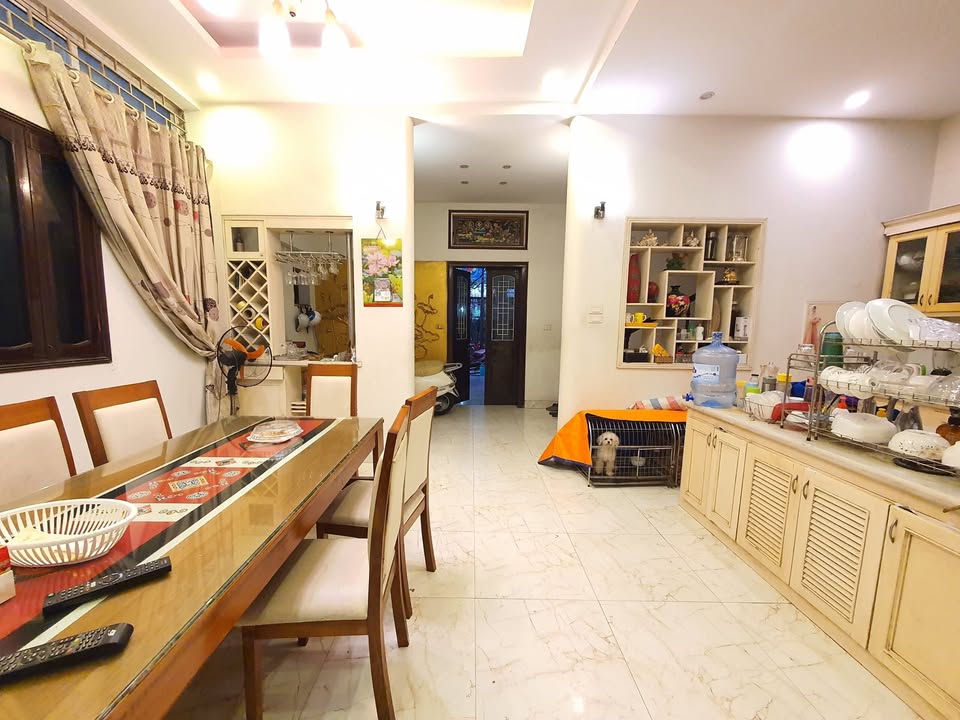 Nhà riêng Hoàng Hoa Thám, Quận Ba Đình 35m² - Tiềm năng tăng giá cao!