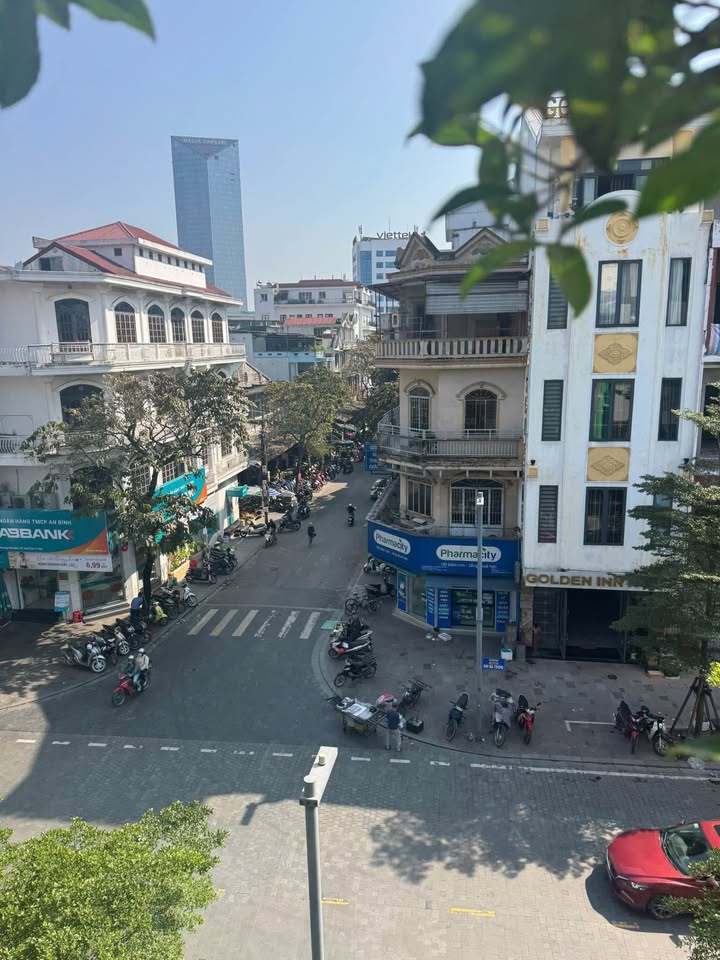 Bán nhà mặt tiền Hai Bà Trưng, Huế - 54m², giá 10 tỷ - Kinh doanh khách sạn ổn định!