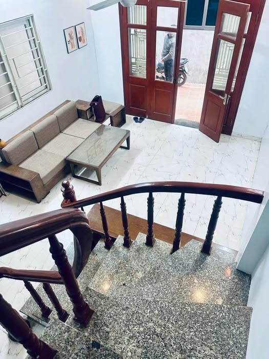 Nhà riêng Xuân Thủy Cầu Giấy 36m² giá 7 tỷ - Sổ đỏ chính chủ, ô tô cách 10m!