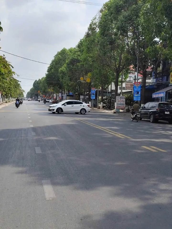 Nhà mặt tiền Phạm Văn Xuyên, Phường 3, Tây Ninh 288m² - Vị trí đắc địa kinh doanh