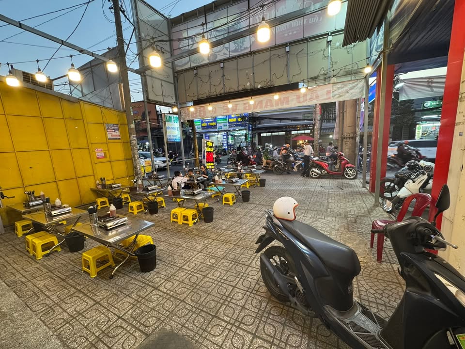 Cho thuê mặt bằng kinh doanh quận Bình Chánh 245m² - Địa điểm lý tưởng cho đồ ăn sáng!