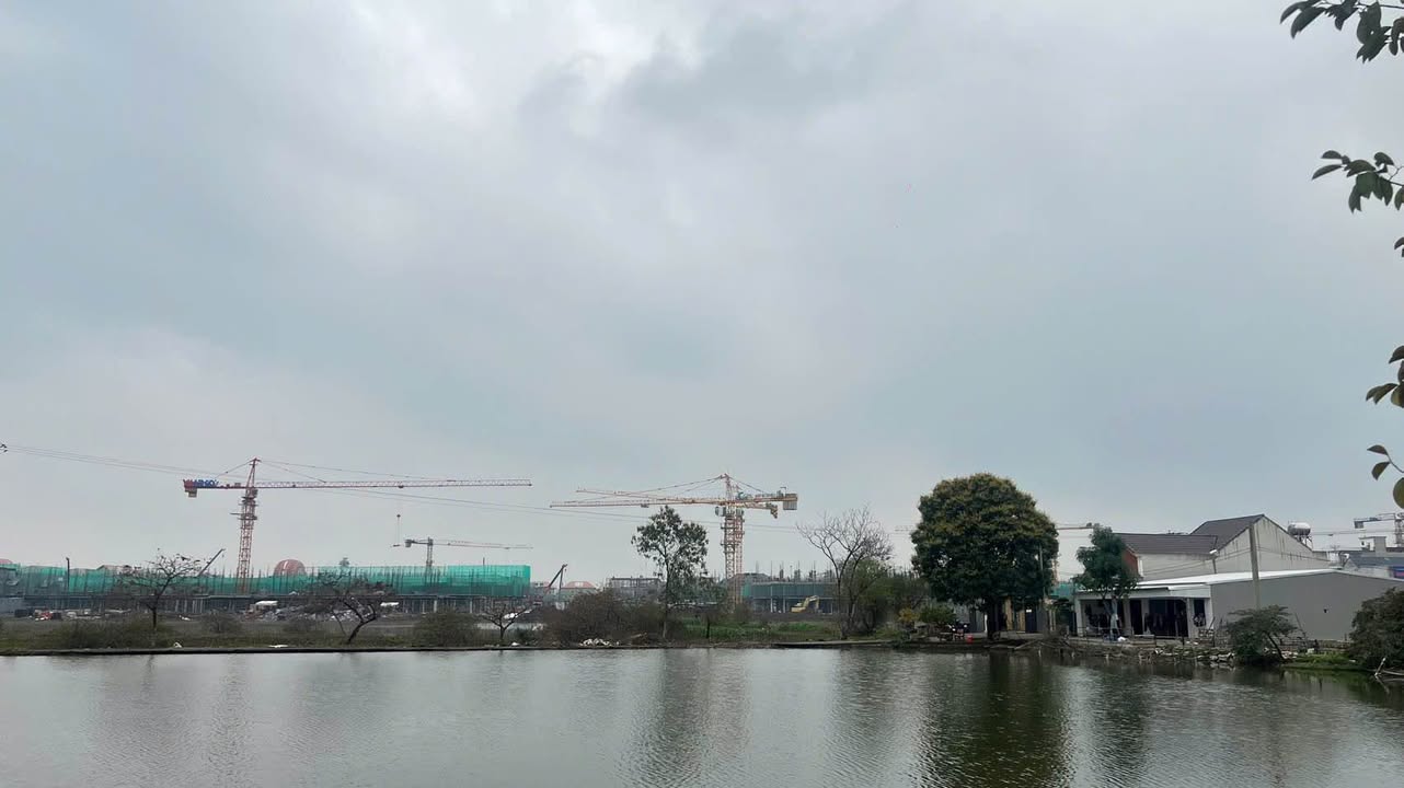 Nhà mặt hồ Hoàng Lương, Phủ Lý, 122m² - Cơ hội đầu tư tuyệt vời!