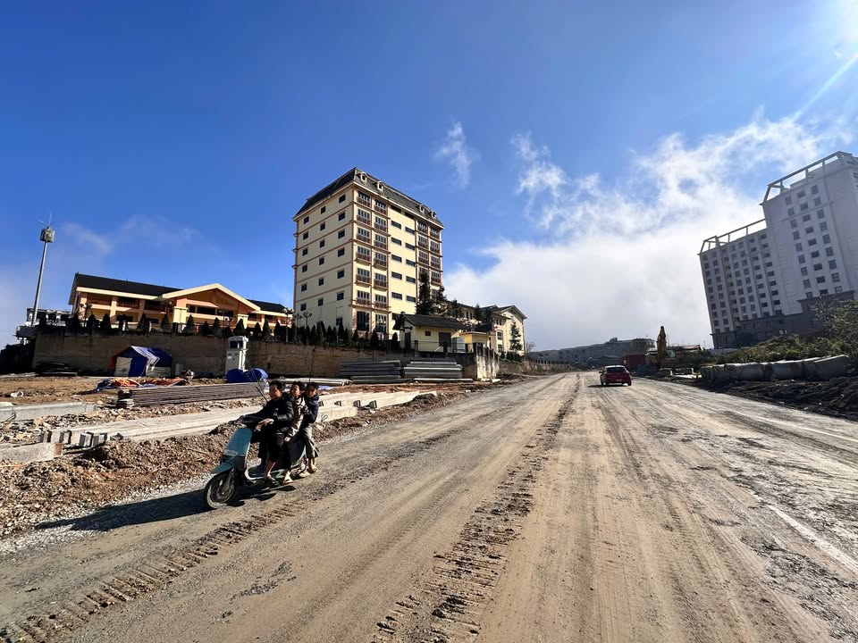 Đất nền KĐT Tây Bắc SaPa 82m² giá 5.05 tỷ - Pháp lý rõ ràng chính chủ!