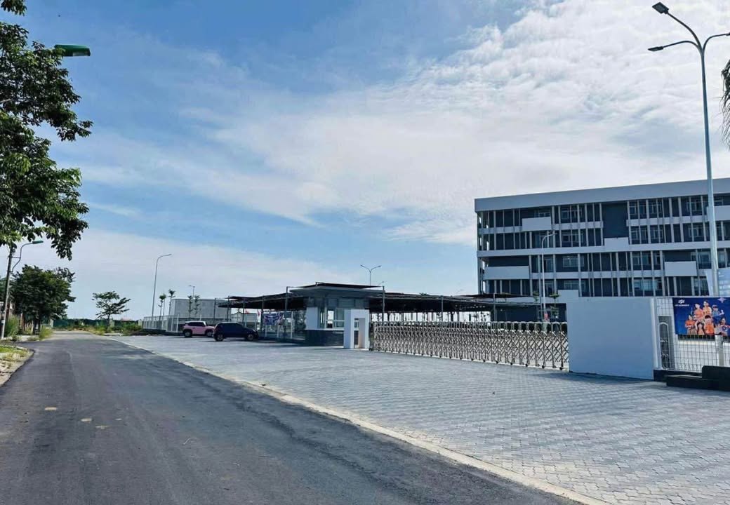 Đất mặt tiền KQH 0TT8-0TT9 Thủy Thanh 110m² giá 3 tỷ - Đối diện Đại học FPT!