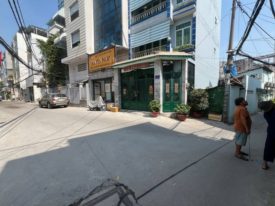 Nhà riêng Phường 11, Quận Bình Thạnh 46m² giá 6 tỷ - Hẻm xe tải rộng rãi!