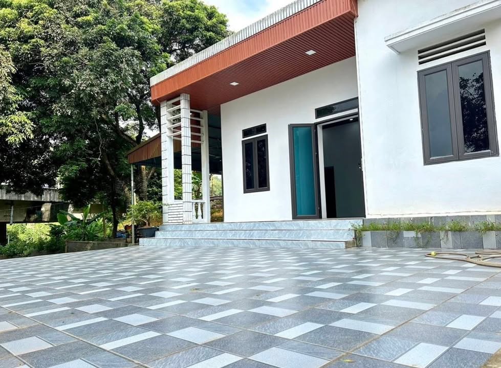 Nhà vườn rộng 4000m² tại Cam Đường, Lào Cai, giá 1.9 tỷ - Cơ hội hiếm có!