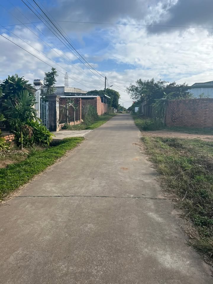 Đất nền Ea Đar 50m² giá 800 triệu - Đầu tư sinh lời ngay!