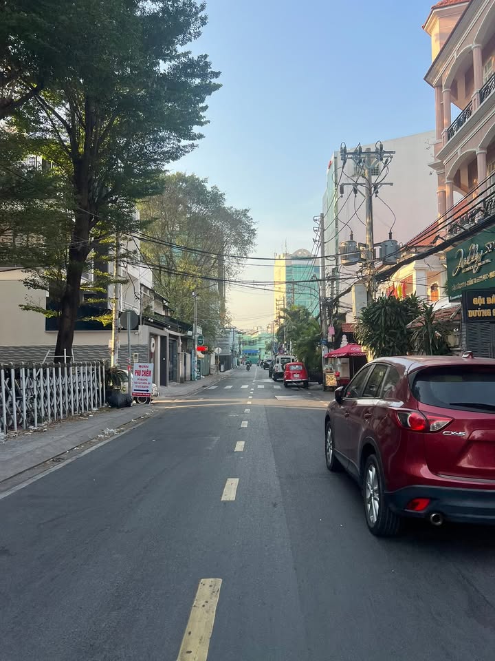 Nhà riêng hẻm Nhựa 8M, Phú Nhuận 19m² giá 3 tỷ - Không thể bỏ lỡ!