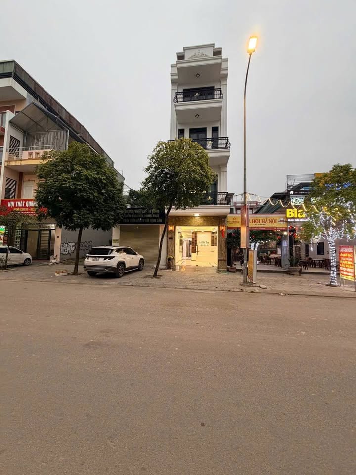 Bán nhà 4 tầng 2 mặt tiền Đường Trần Đăng Tuyển 75m² giá 8 tỷ - Vị trí vàng Bắc Giang!