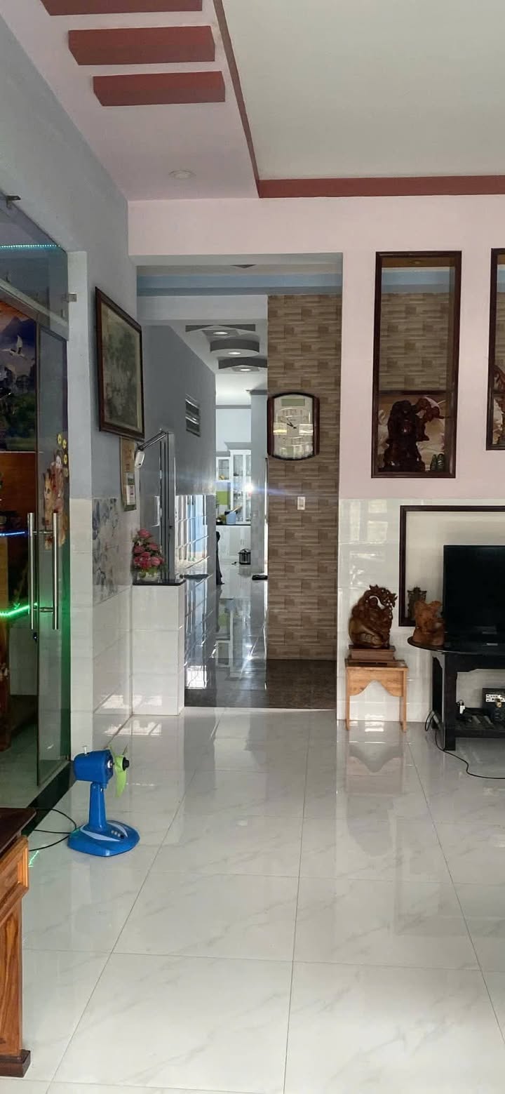 Nhà mái thái Phường Phan Thiết 240m² giá 5 tỷ - Nghỉ dưỡng lý tưởng!