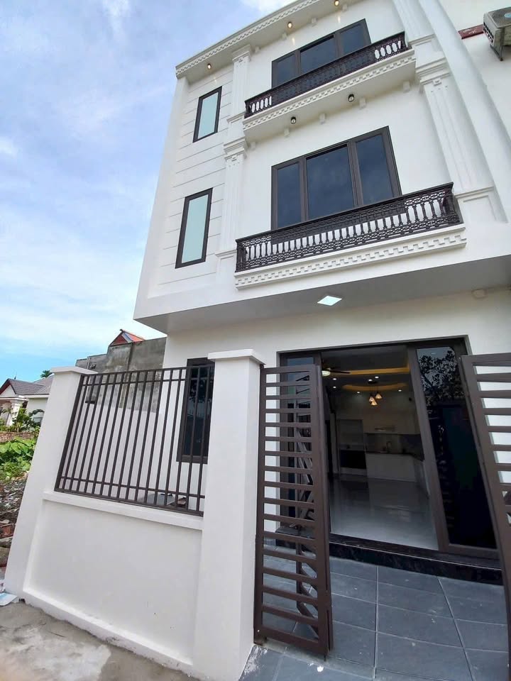 Nhà 3 tầng độc lập đường Máng Nước, An Đồng 52m² giá 2,5 tỷ - Chính chủ bán gấp!