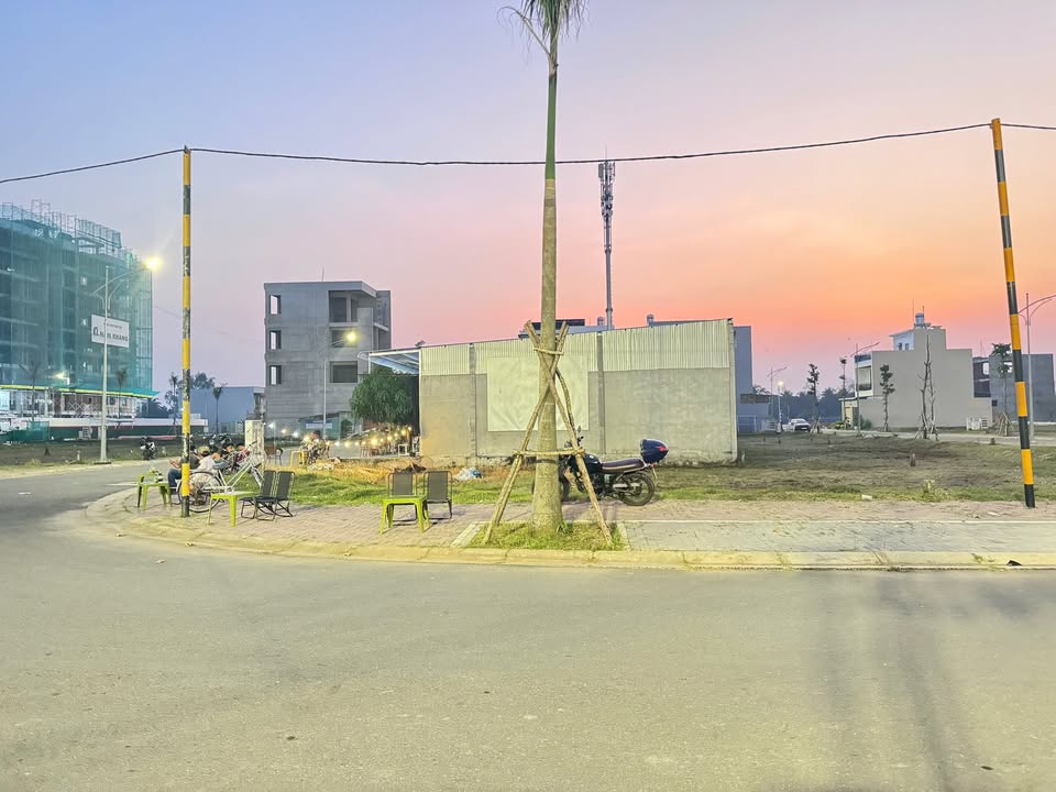 Đất nền 2 mặt tiền Khu Nam Long 2, 212m² giá 13.5 tỷ - Đối diện hồ cảnh quan