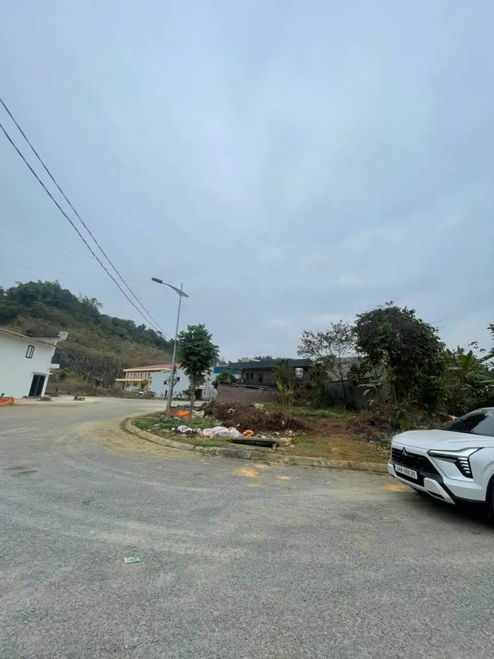 Nhà phố góc đẹp Xuân Tăng 312m² chỉ 3 tỷ - Cơ hội đầu tư hiếm có!