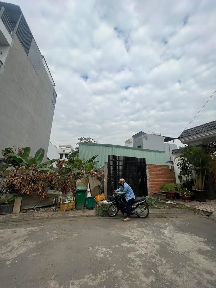 Đất nền quận 12, phường Tân Thới Hiệp 170m² giá 12 tỷ - Cơ hội đầu tư tuyệt vời!