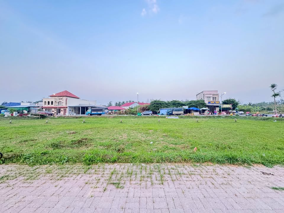 Đất nền khu Nam Long giai đoạn 3, quận Cái Răng, 90m² - Bán gấp trước Tết!