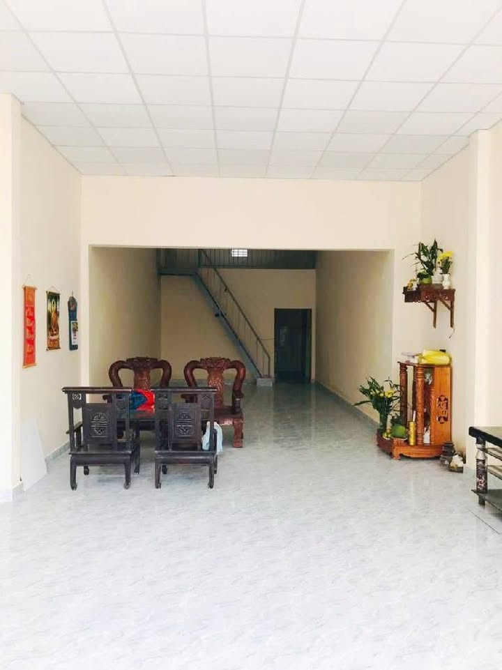 Nhà Mặt Tiền Kinh Doanh Đường Phan Văn Hớn, Quận 12, Diện Tích 92m² - Phù Hợp Kinh Doanh Đắc Địa!