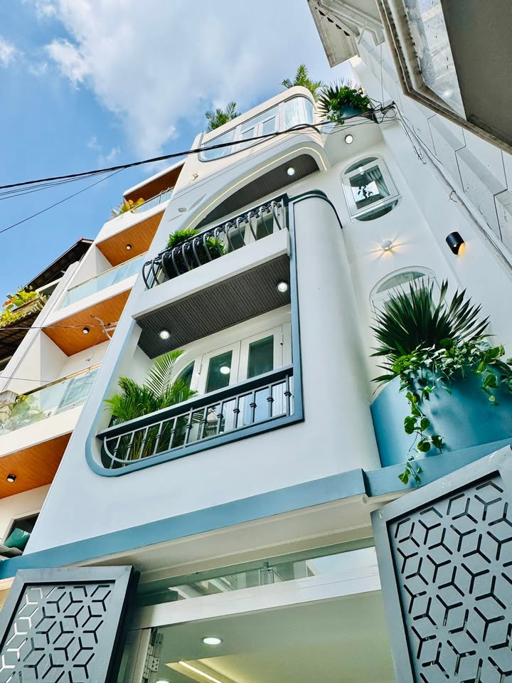 Nhà đẹp xây mới Gò Vấp 62m² giá 8.25 tỷ - Sẵn sàng vào ở ngay!