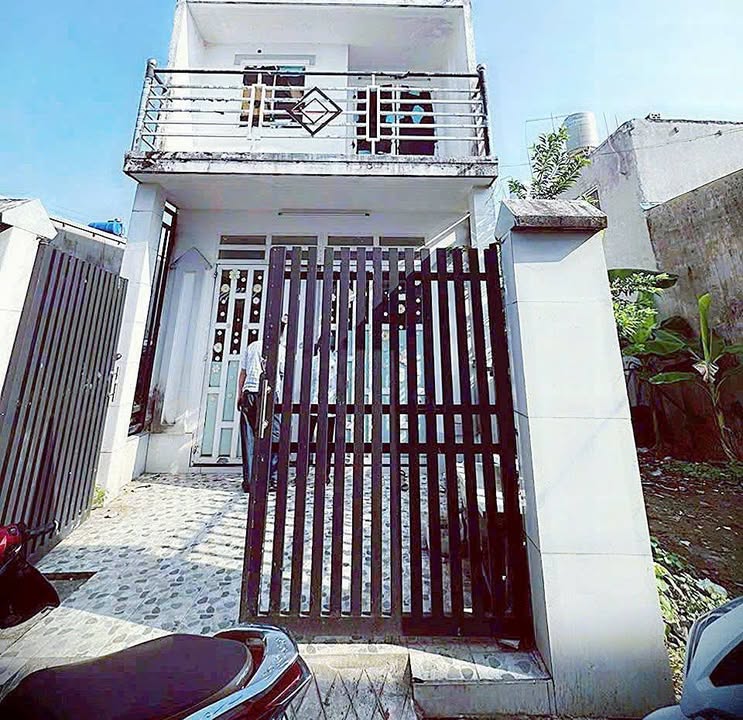 Nhà phố 1 trệt 1 lầu tại Phường Long Thạnh Mỹ, 60m² giá 1.5 tỷ - Cạnh Vinhomes Q9!