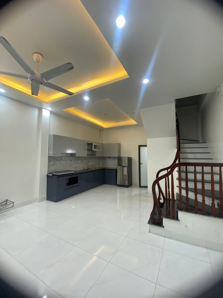 Nhà 3 tầng Phường Kỳ Bá 40m² giá 1.9 tỷ - Cần bán gấp cuối năm!