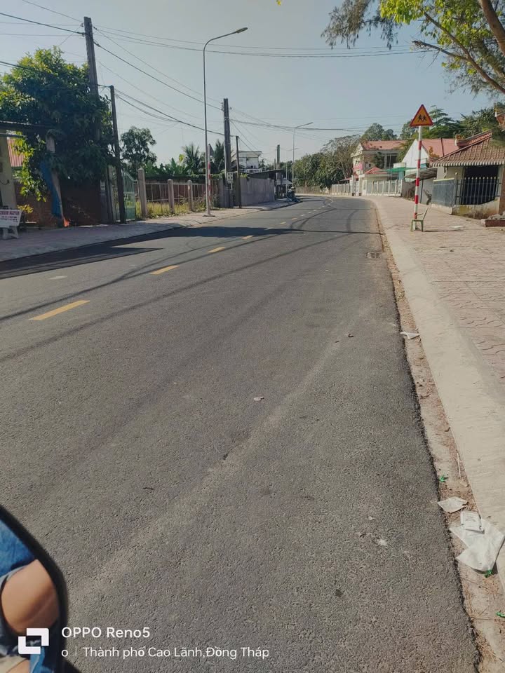 Nhà phố Tân Thuận, Cao Lãnh 136m² giá 1.6 tỷ - Chính chủ bán gấp!