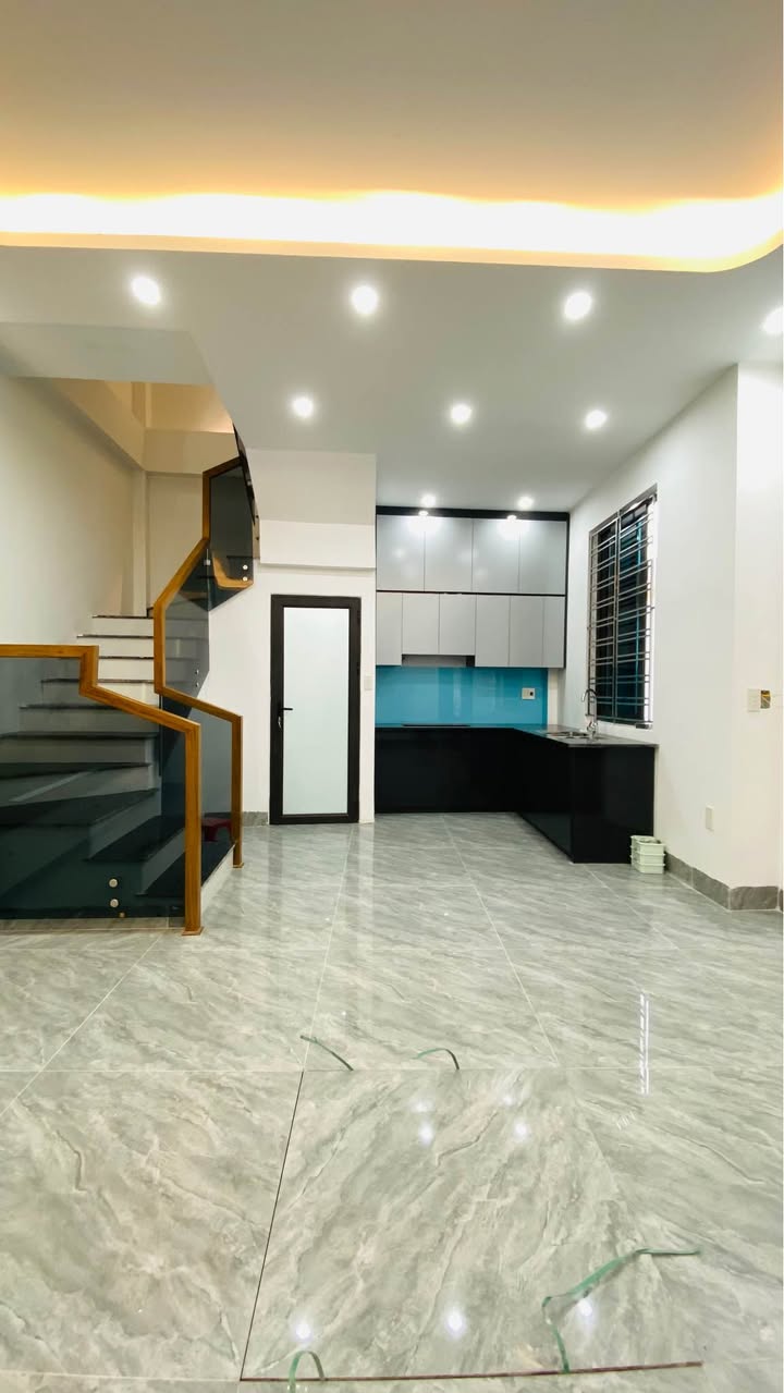 Nhà 3 Tầng Kỳ Bá Thái Bình 37m² giá 2 tỷ - Chính chủ bán gấp!