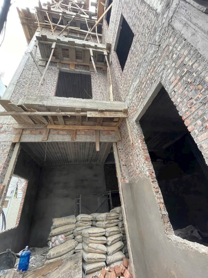 Nhà phố 4 tầng Trần Nguyên Hãn, Hải Phòng 42m² giá 3.9 tỷ - Chính chủ, thiết kế hiện đại!